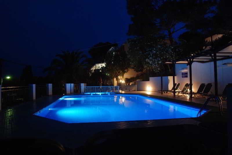 Anthemis Hotel Apartments Agia Paraskevi  Екстер'єр фото